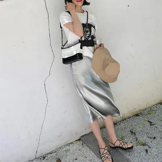 Bella Textured Satin Midi Skirt - Gold