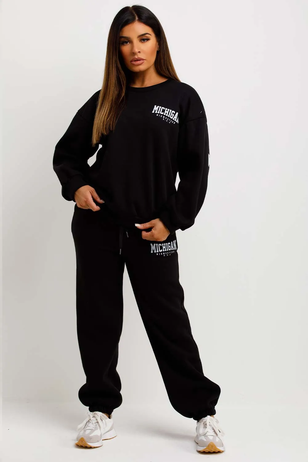 Black Sweatshirt And Joggers Tracksuit With Michigan Slogan