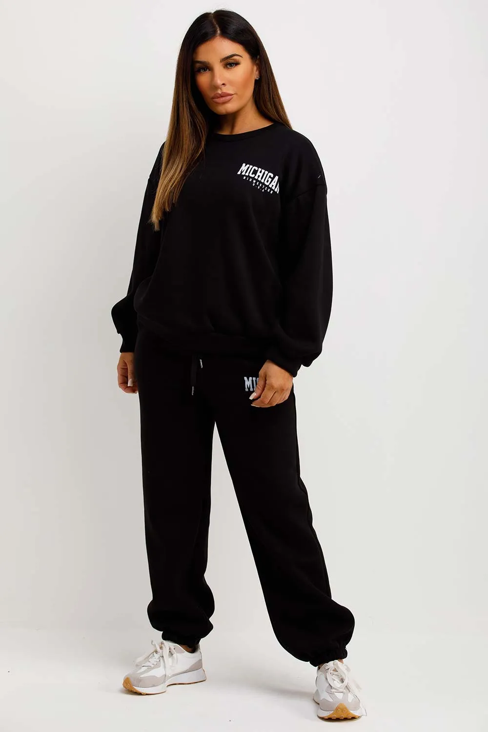 Black Sweatshirt And Joggers Tracksuit With Michigan Slogan