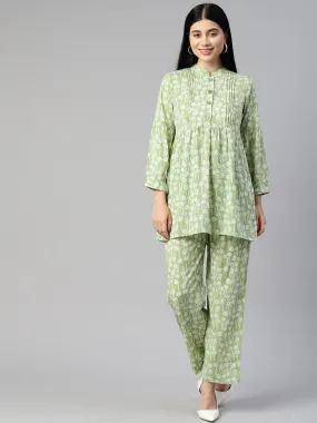 Cottinfab Women Printed Pleated Top with Trousers