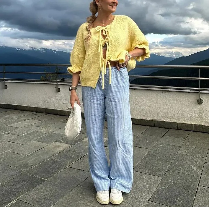 Flutter Sleer Knot Tie Front Up Cardigan Sweater