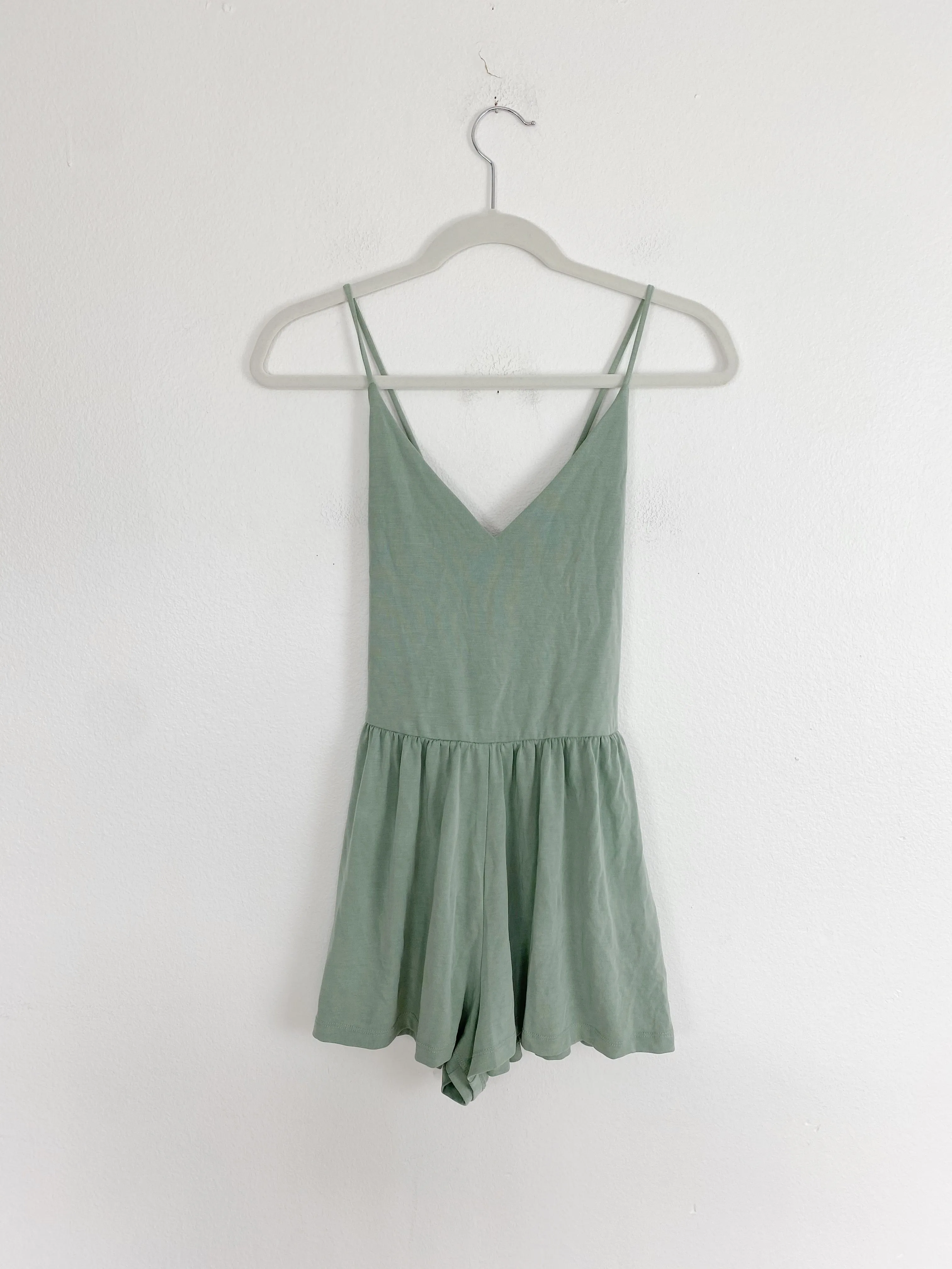 Forever 21 Sage Romper size Small