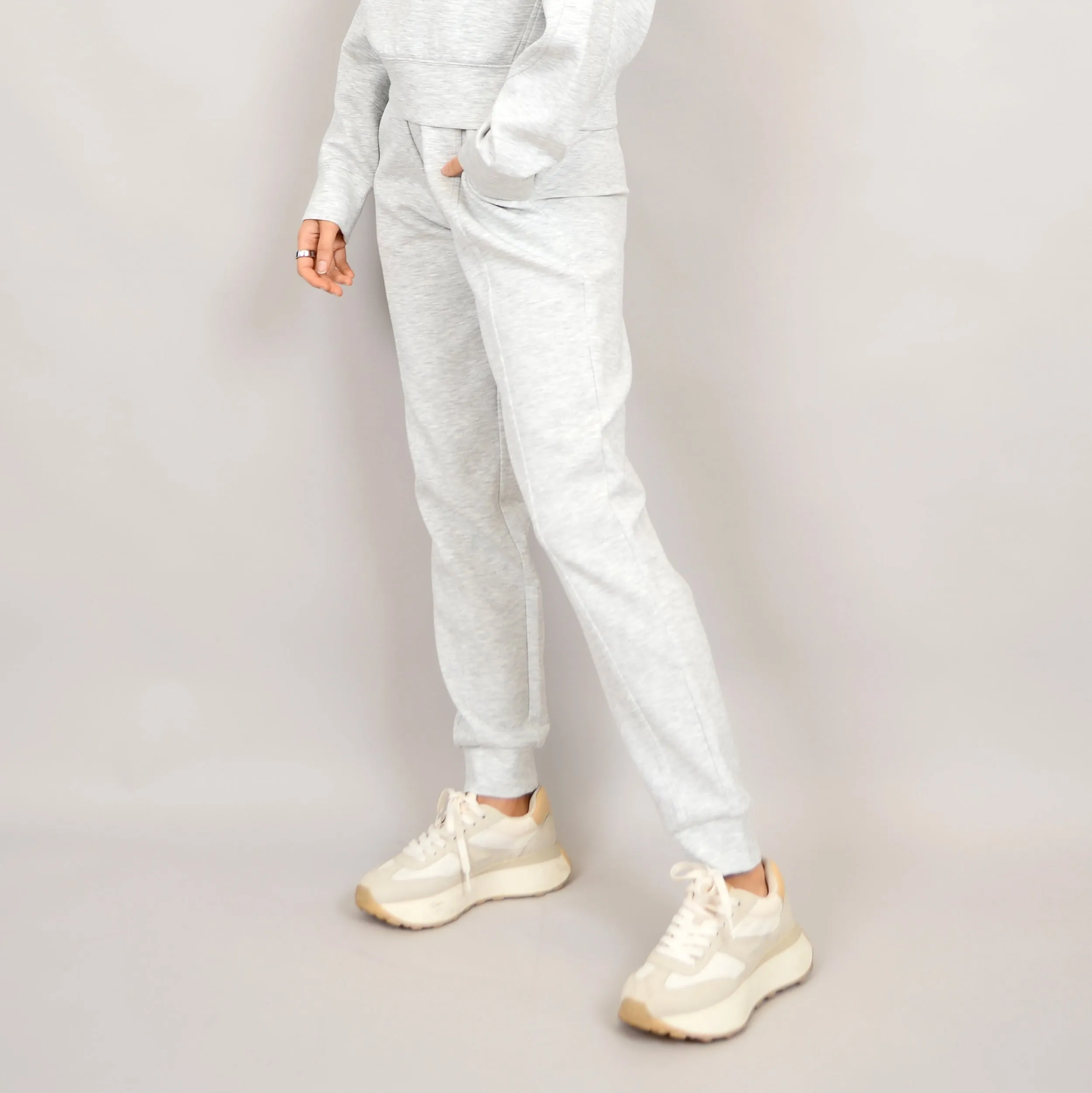 JOSELLE KNIT JOGGER - LIGHT GREY