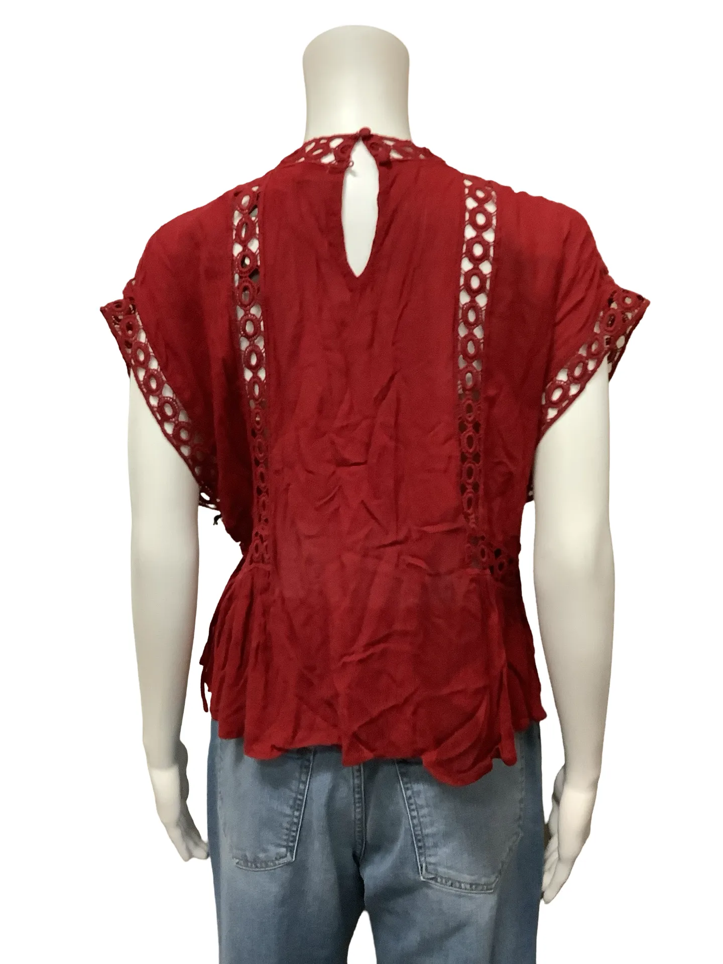 Tularosa Lace Pattern Crop Top Size: XS